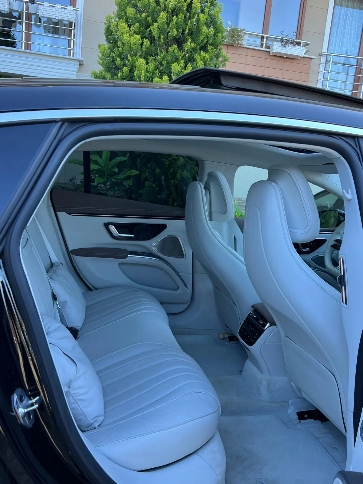 Mercedes-Benz EQS 350 AMG, fotoğraf 9