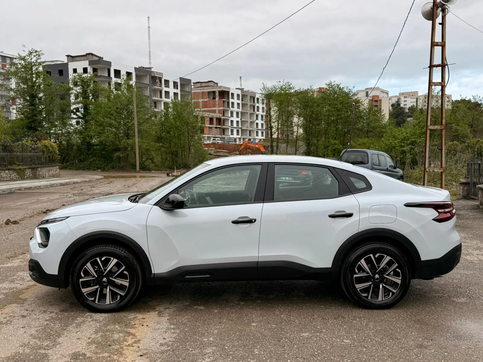Citroen C4 X Feel Bold 1.2 Puretech 130 EAT, fotoğraf 4