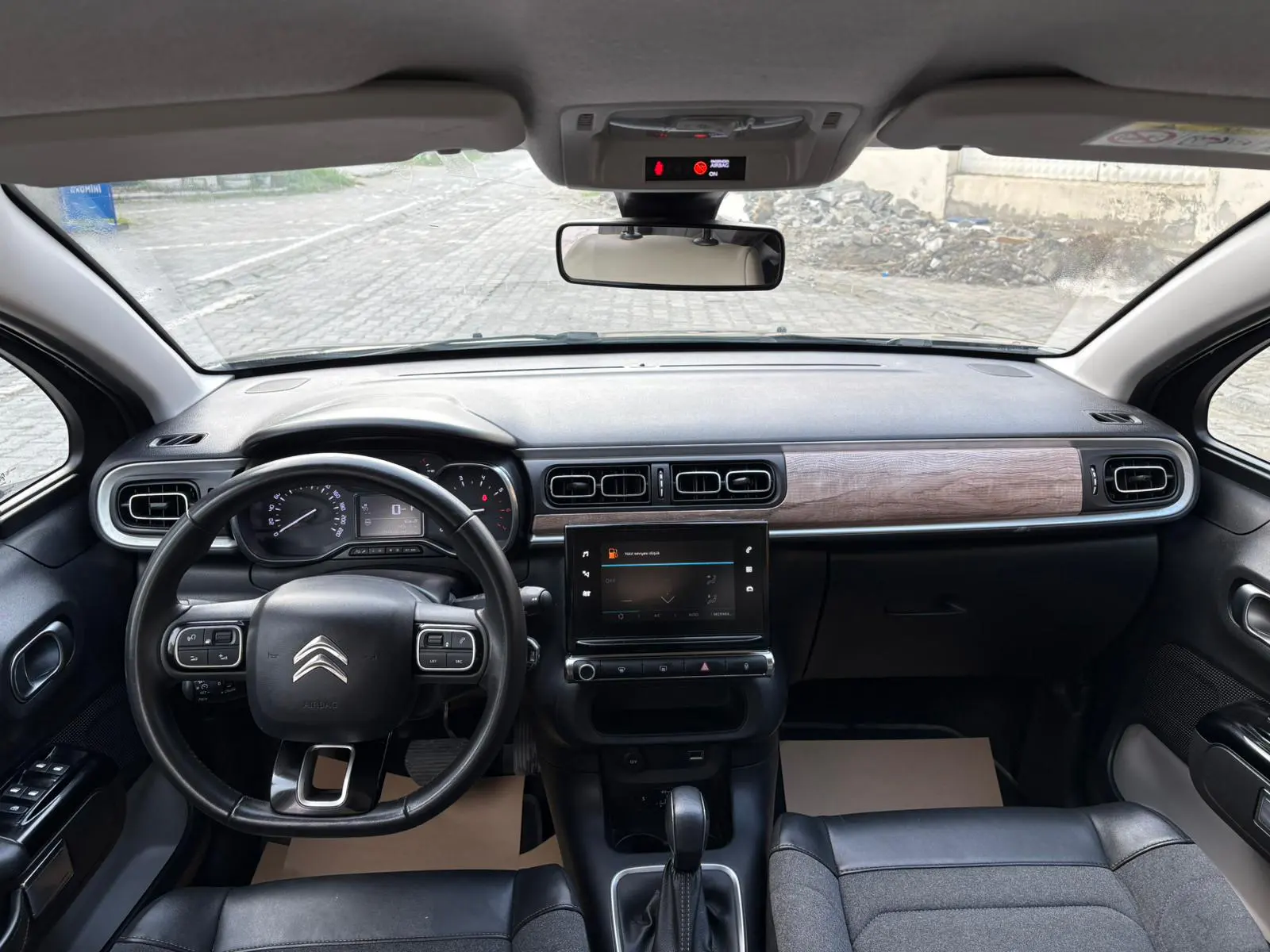 Citroen C3 Feel Bold 1.2 Puretech 110 HP EAT6, fotoğraf 12
