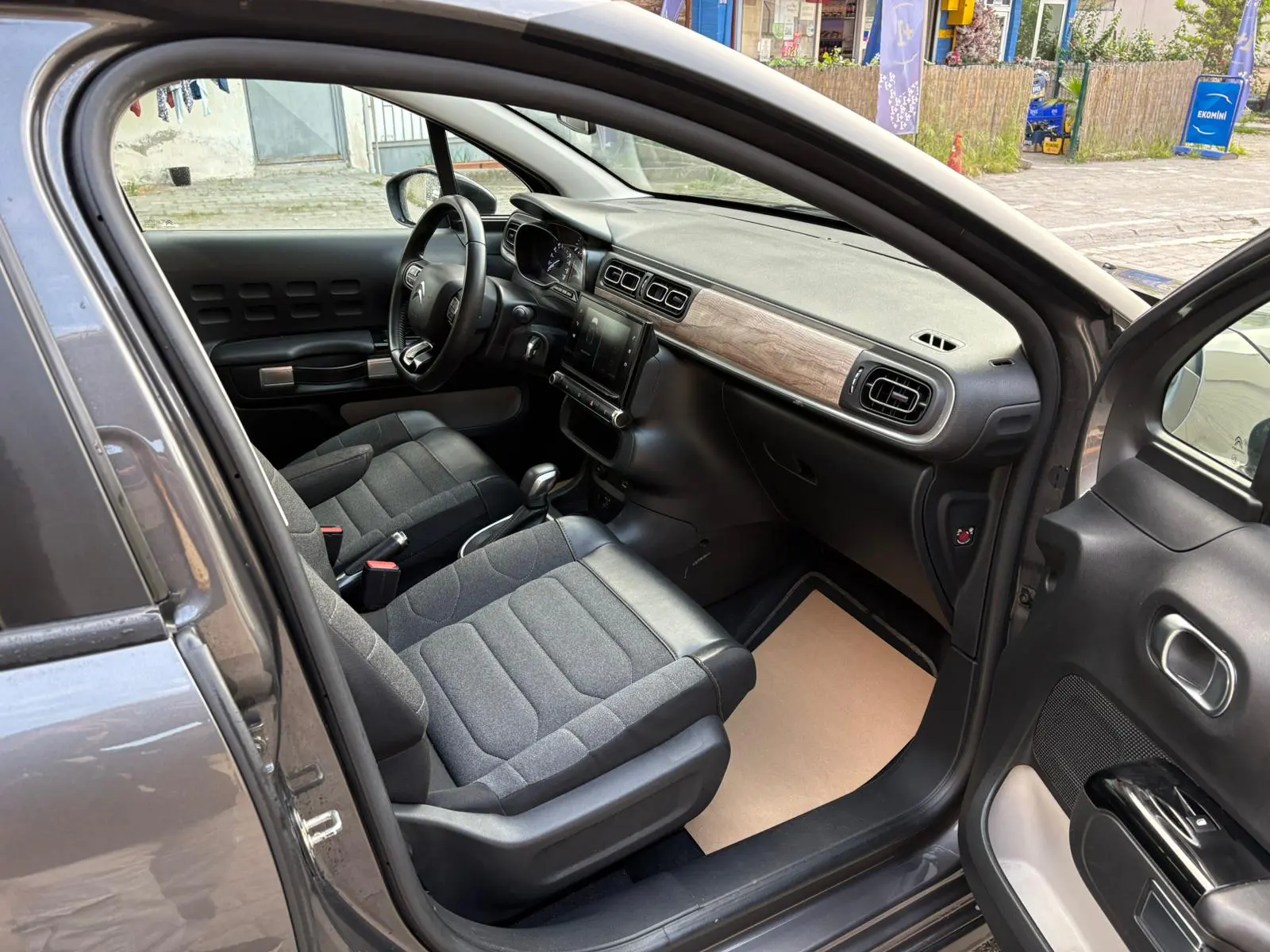 Citroen C3 Feel Bold 1.2 Puretech 110 HP EAT6, fotoğraf 16
