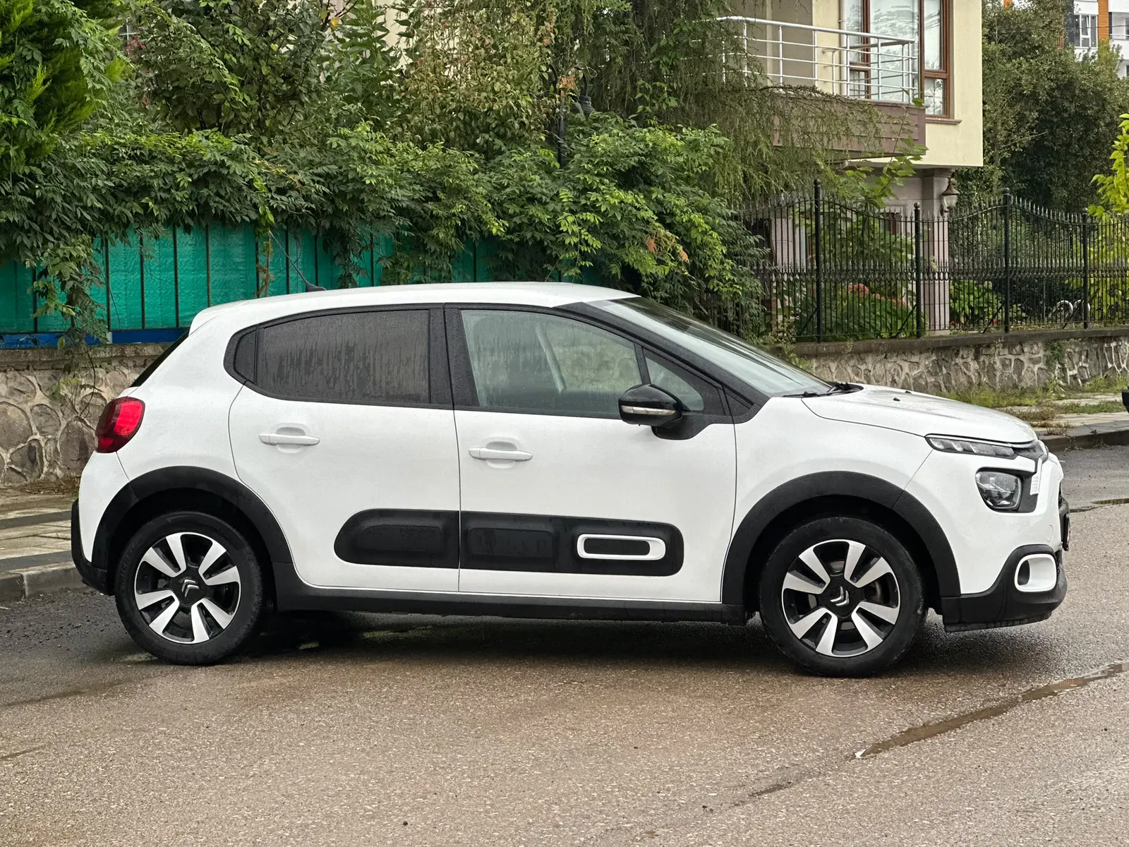 Citroen C3 Feel Business 1.2 Puretech 110 HP EAT6, fotoğraf 13