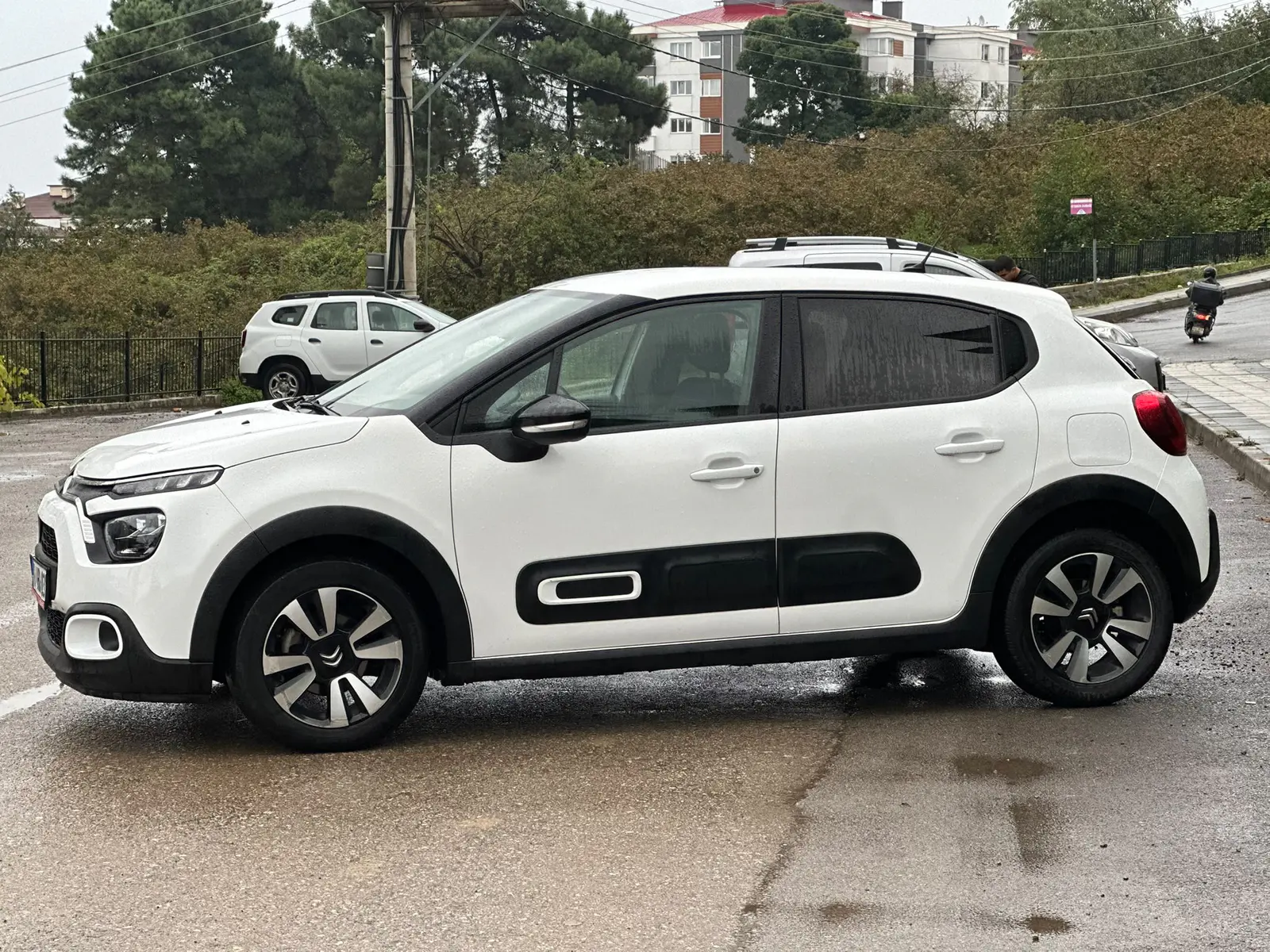 Citroen C3 Feel Business 1.2 Puretech 110 HP EAT6, fotoğraf 10