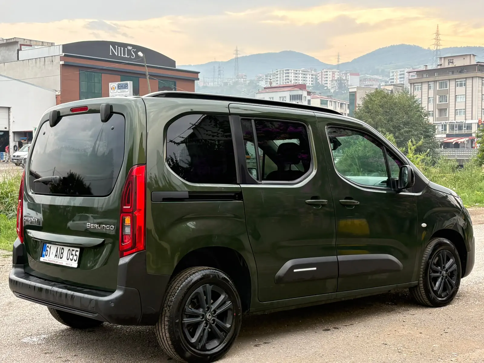 Citroen Berlingo VP Feel Bold 1.5 Bluehdi 130HP EAT8, fotoğraf 4