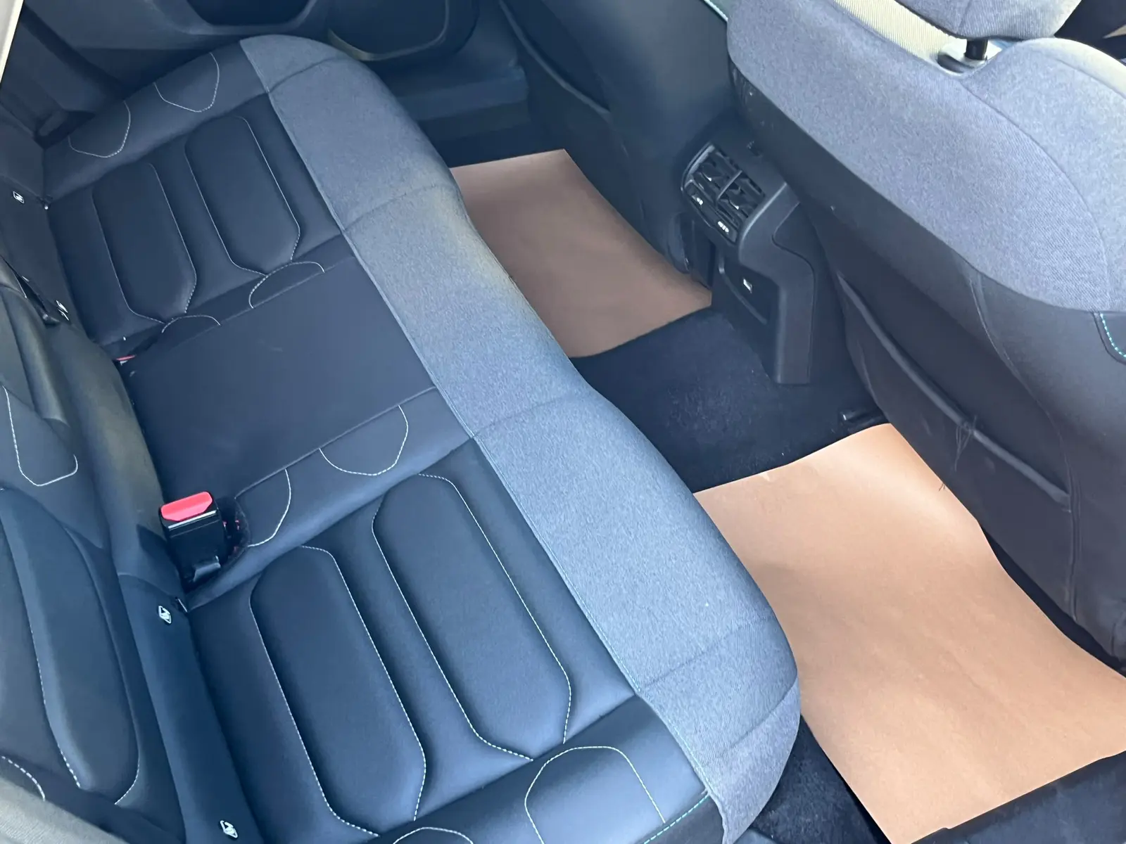 Citroen C4 X Shine 1.2 Puretech 130 HP EAT8 SMR, fotoğraf 2