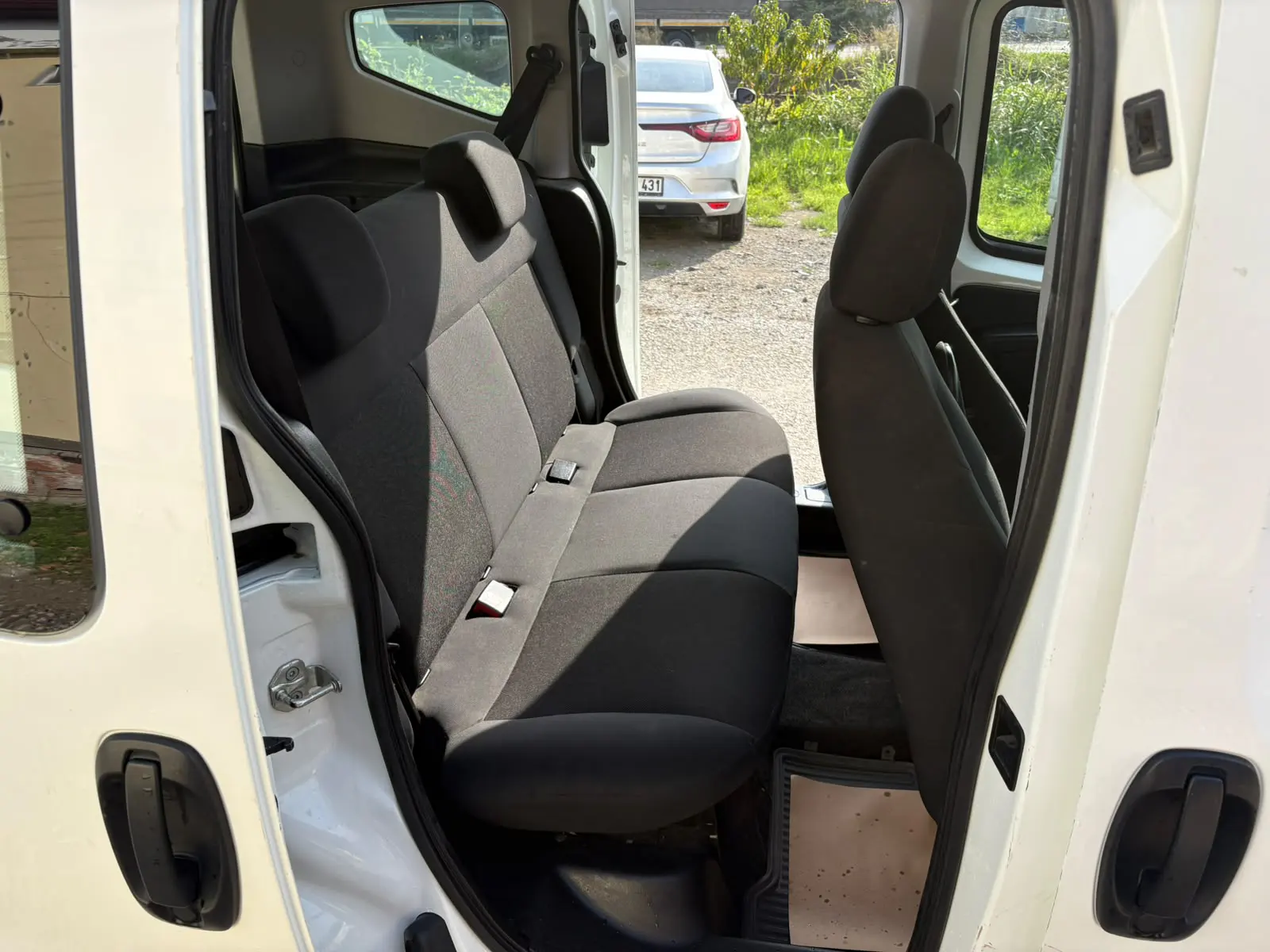 Fiat Fiorino Combi POP 1.3 M.jet 95 E6D, fotoğraf 14
