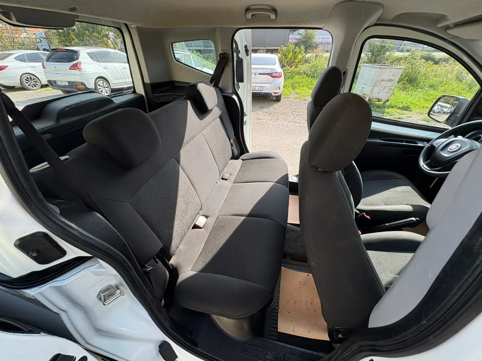 Fiat Fiorino Combi POP 1.3 M.jet 95 E6D, fotoğraf 17
