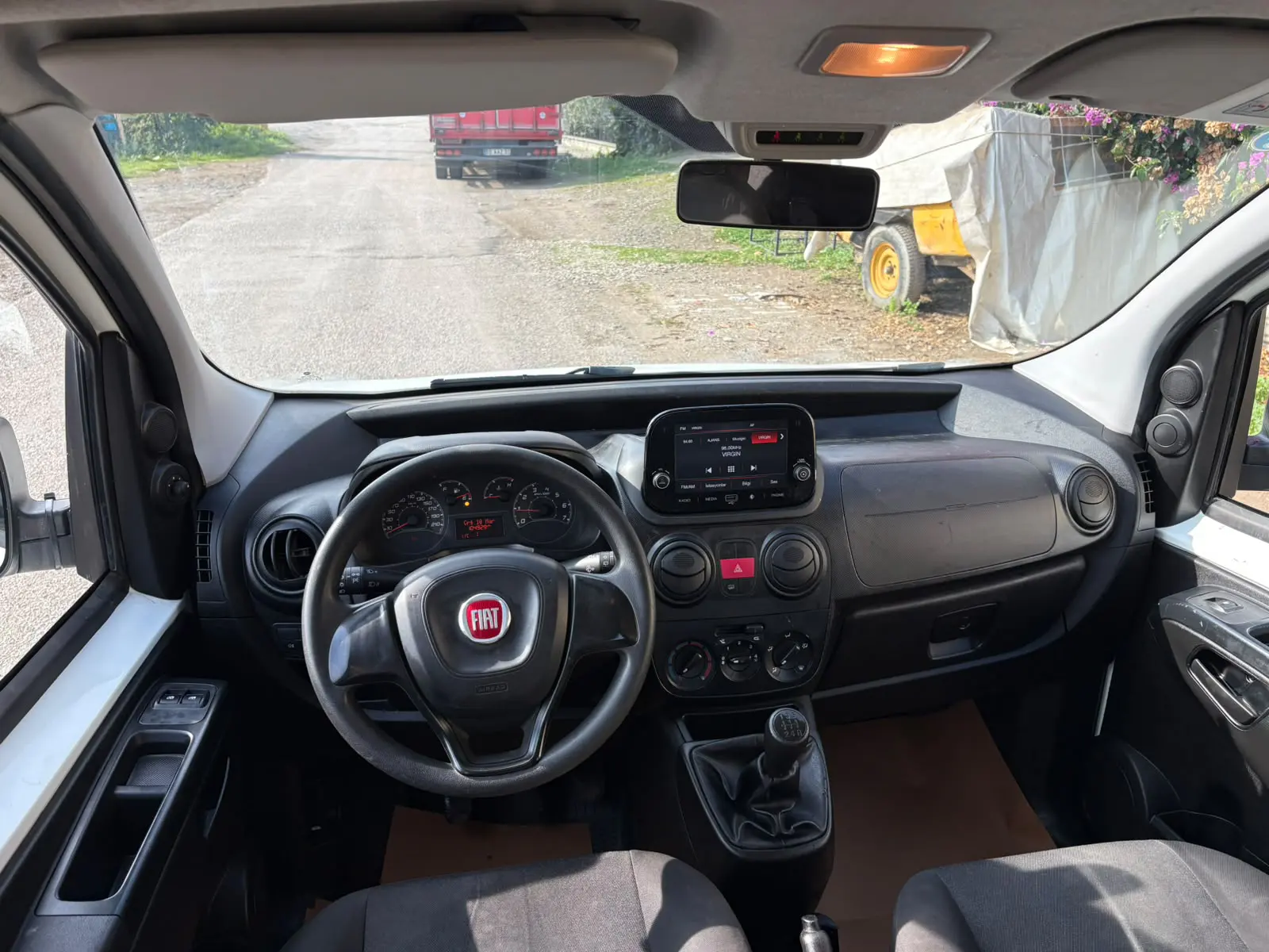 Fiat Fiorino Combi POP 1.3 M.jet 95 E6D, fotoğraf 18