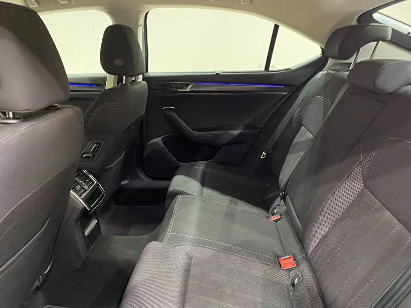 Skoda Superb 1.5 TSI Premium DSG ACT, fotoğraf 11