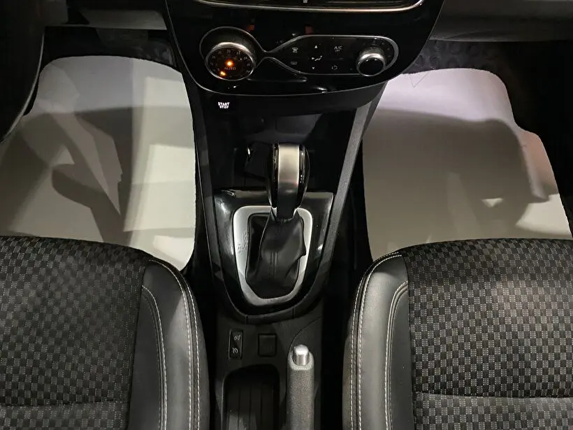 Renault Clio 1.5 DCI Icon EDC, fotoğraf 16