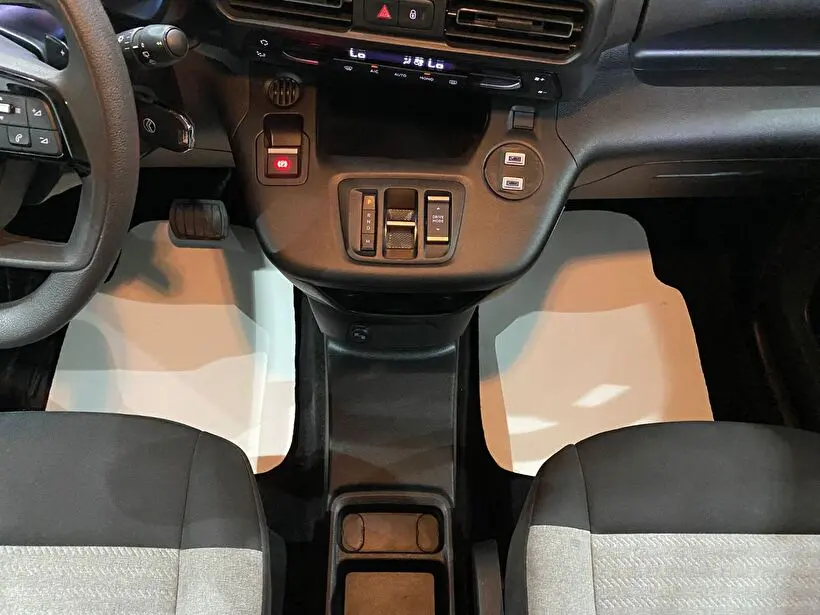 Citroen Berlingo 1.5 BlueHDI Plus EAT8, fotoğraf 16