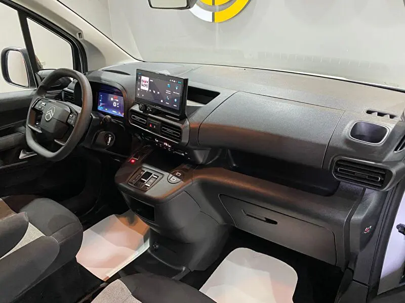 Citroen Berlingo 1.5 BlueHDI Plus EAT8, fotoğraf 27