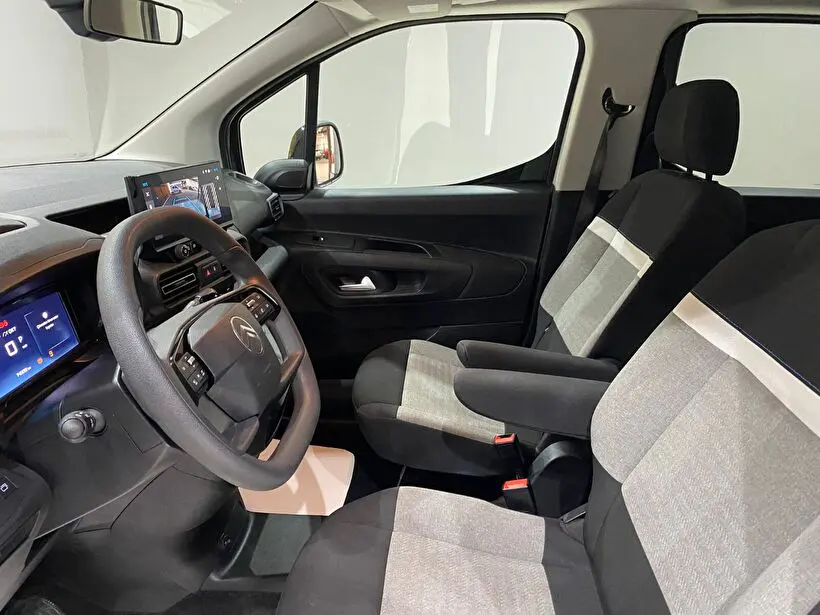 Citroen Berlingo 1.5 BlueHDI Plus EAT8, fotoğraf 8