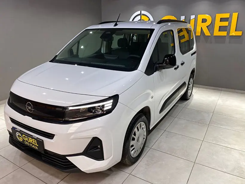 Opel Combo 1.5 D Essential, fotoğraf 3