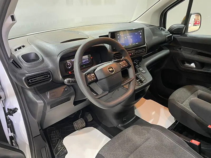 Opel Combo 1.5 D Essential, fotoğraf 25