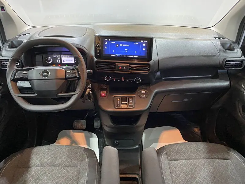 Opel Combo 1.5 D Essential, fotoğraf 29