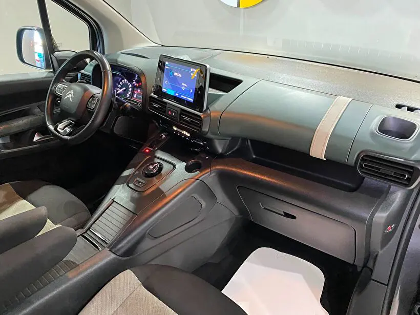 Citroen Berlingo 1.5 Shine Bold XTR EAT8, fotoğraf 11