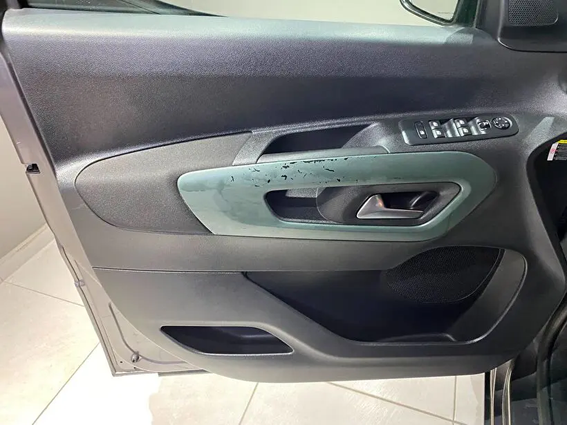 Citroen Berlingo 1.5 Shine Bold XTR EAT8, fotoğraf 7