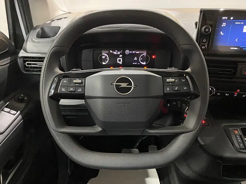 Opel Combo 1.5 D Essential, fotoğraf 14