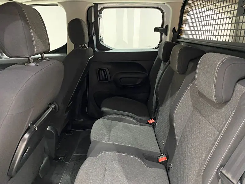 Opel Combo 1.5 D Essential, fotoğraf 25