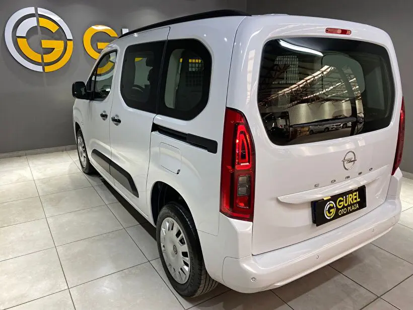 Opel Combo 1.5 D Essential, fotoğraf 4