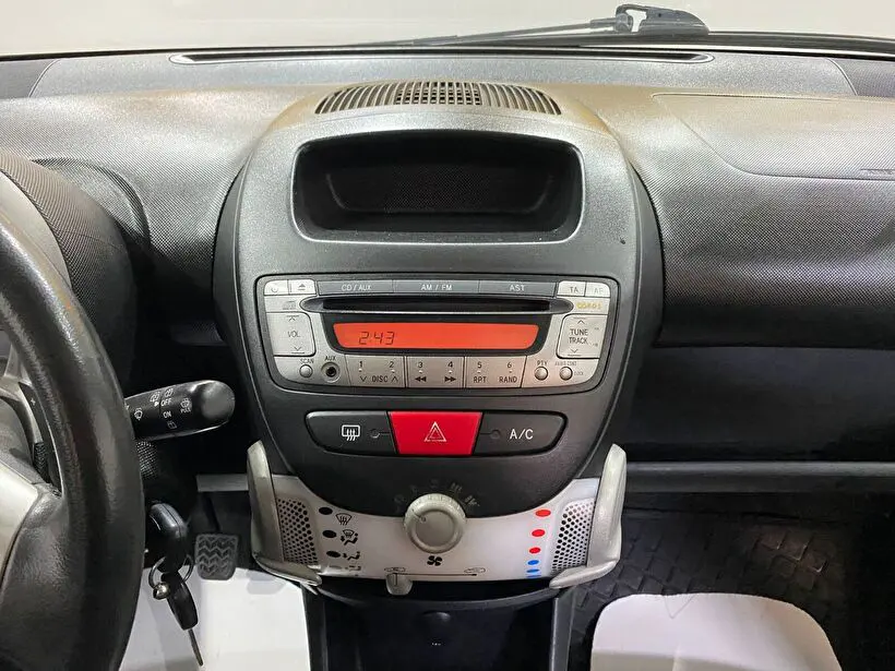 Citroen C1 1.0 Confort Sensodrive, fotoğraf 15