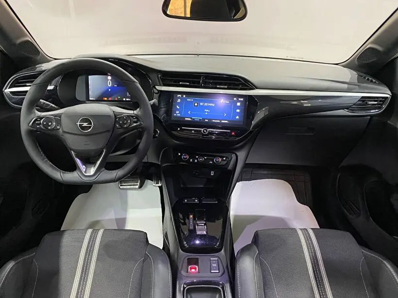 Opel Corsa 1.2 Hybrid E-DCT6, fotoğraf 14