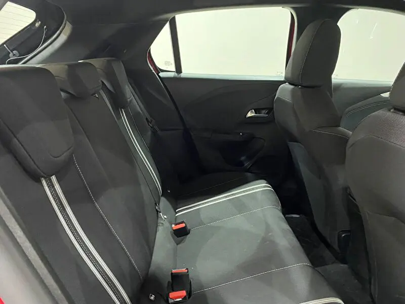 Opel Corsa 1.2 Hybrid E-DCT6, fotoğraf 32