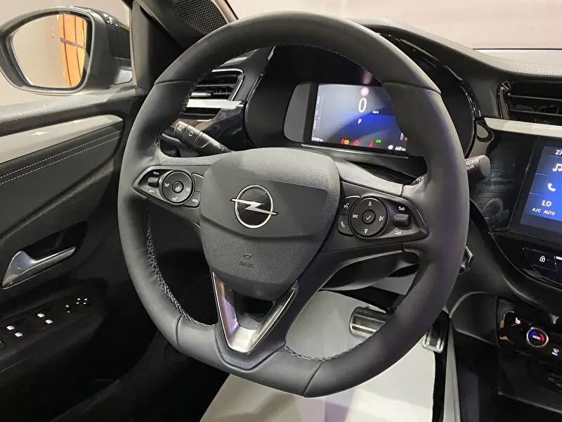 Opel Corsa 1.2 Hybrid E-DCT6, fotoğraf 34