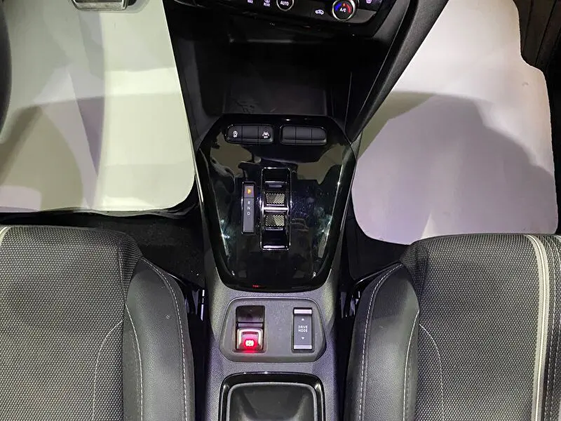 Opel Corsa 1.2 Hybrid E-DCT6, fotoğraf 38