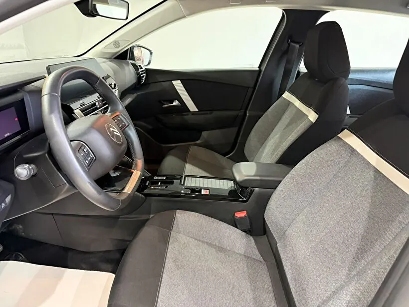 Citroen C4 X 1.2 Puretech You EAT8, fotoğraf 8