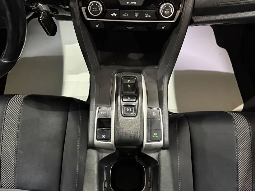 Honda Civic Sedan 1.6 i-DTEC Elegance Otomatik, fotoğraf 17