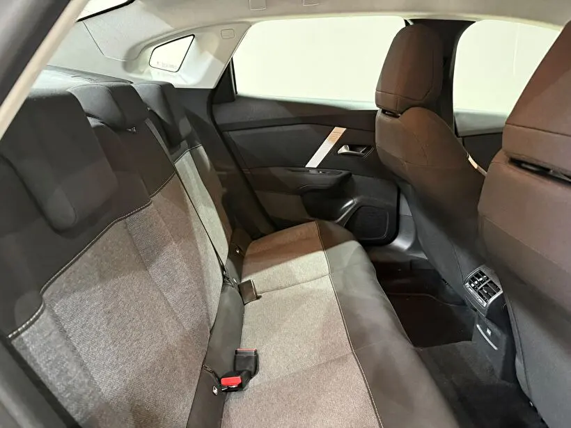 Citroen C4 X 1.2 Puretech You EAT8, fotoğraf 12