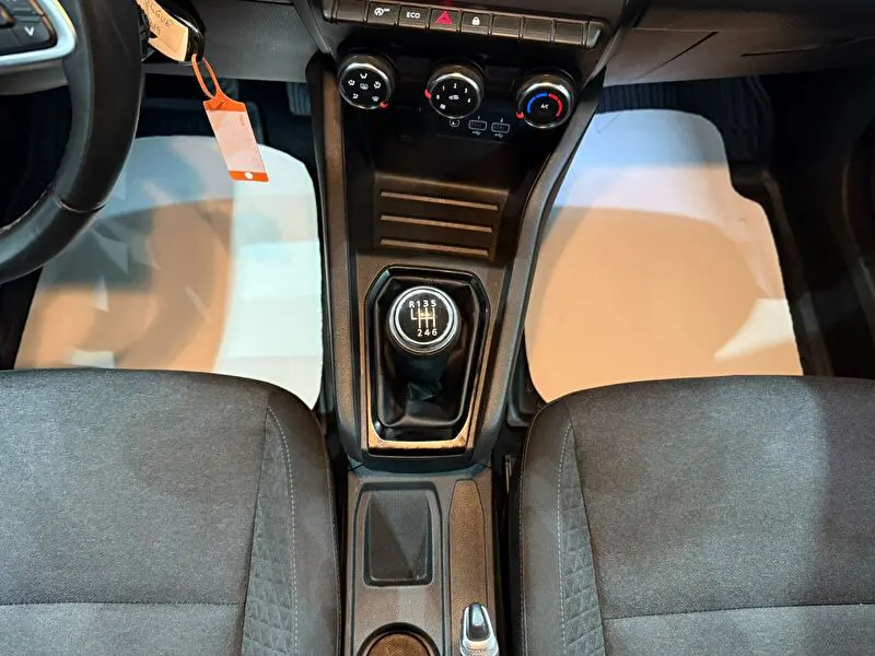 Renault Clio 1.0 TCe Touch, fotoğraf 32