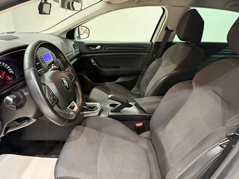 Renault Megane Sedan 1.3 TCe Joy EDC, fotoğraf 24