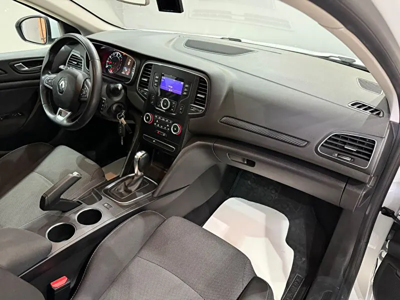 Renault Megane Sedan 1.3 TCe Joy EDC, fotoğraf 27