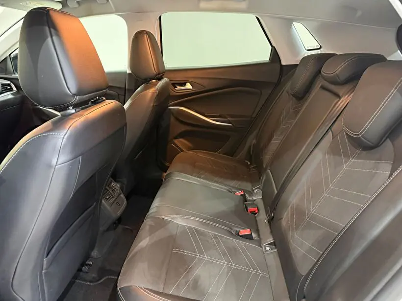 Opel Grandland 1.2 GS, fotoğraf 10