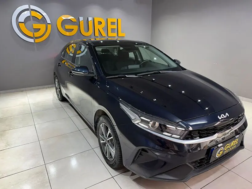 Kia Cerato 1.6L MPI Elegance, fotoğraf 1