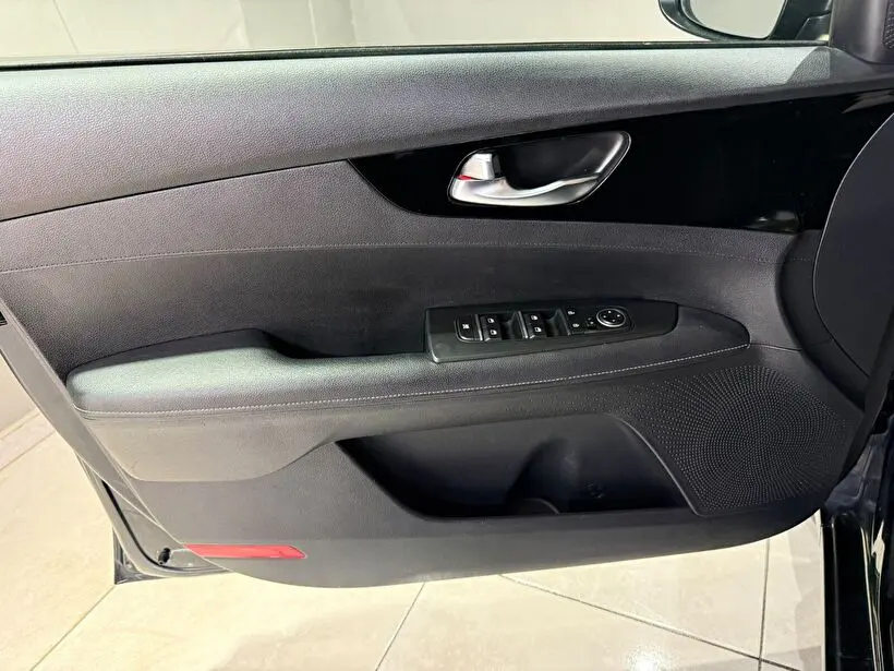 Kia Cerato 1.6L MPI Elegance, fotoğraf 7