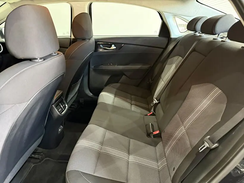 Kia Cerato 1.6L MPI Elegance, fotoğraf 10