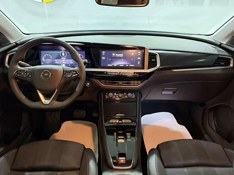 Opel Grandland 1.2 GS, fotoğraf 13
