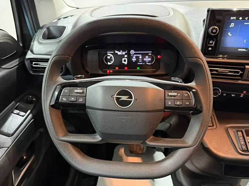 Opel Combo 1.5 D Essential, fotoğraf 14