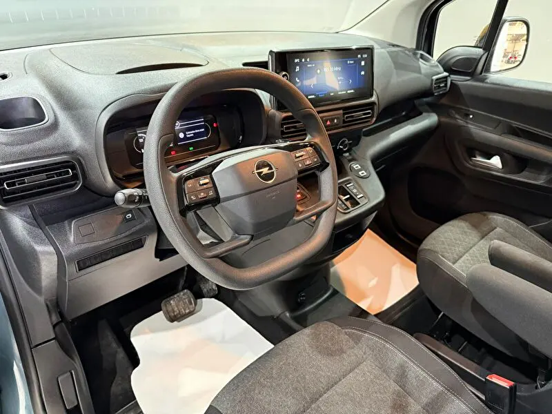 Opel Combo 1.5 D Essential, fotoğraf 25