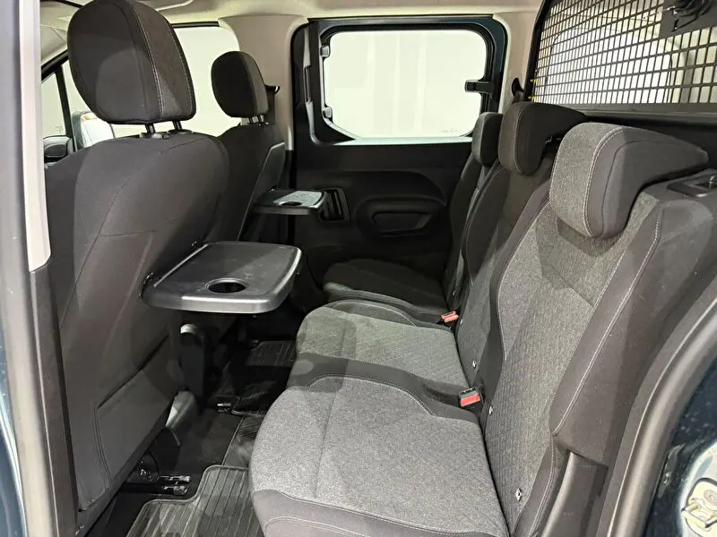 Opel Combo 1.5 D Essential, fotoğraf 26