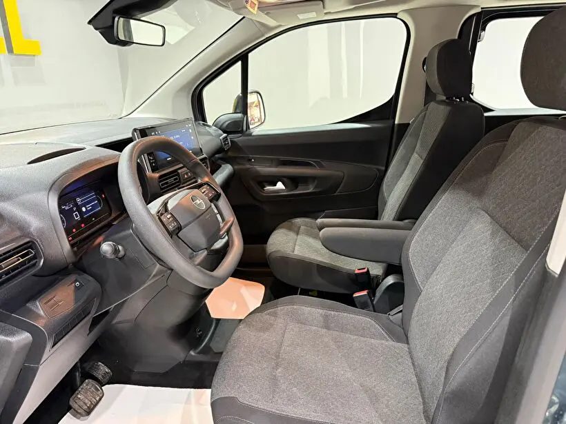Opel Combo 1.5 D Essential, fotoğraf 8