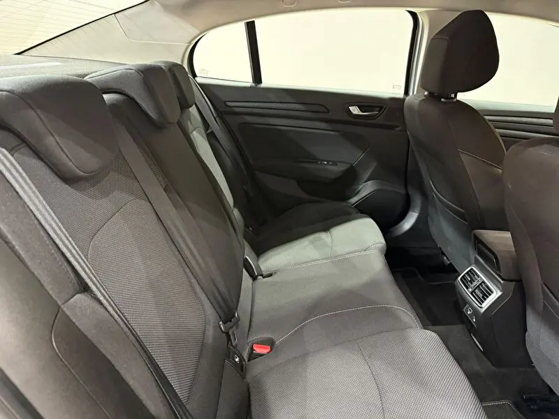 Renault Megane Sedan 1.3 TCe Touch EDC, fotoğraf 28
