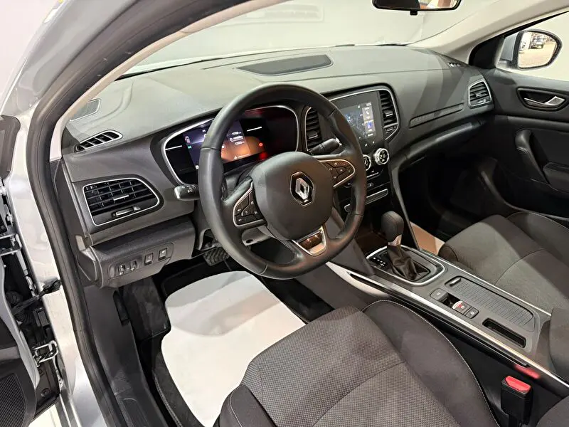 Renault Megane Sedan 1.3 TCe Touch EDC, fotoğraf 25