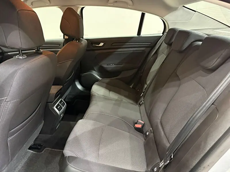 Renault Megane Sedan 1.3 TCe Touch EDC, fotoğraf 26