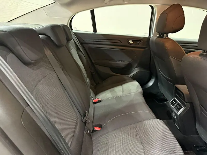 Renault Megane Sedan 1.3 TCe Touch EDC, fotoğraf 28