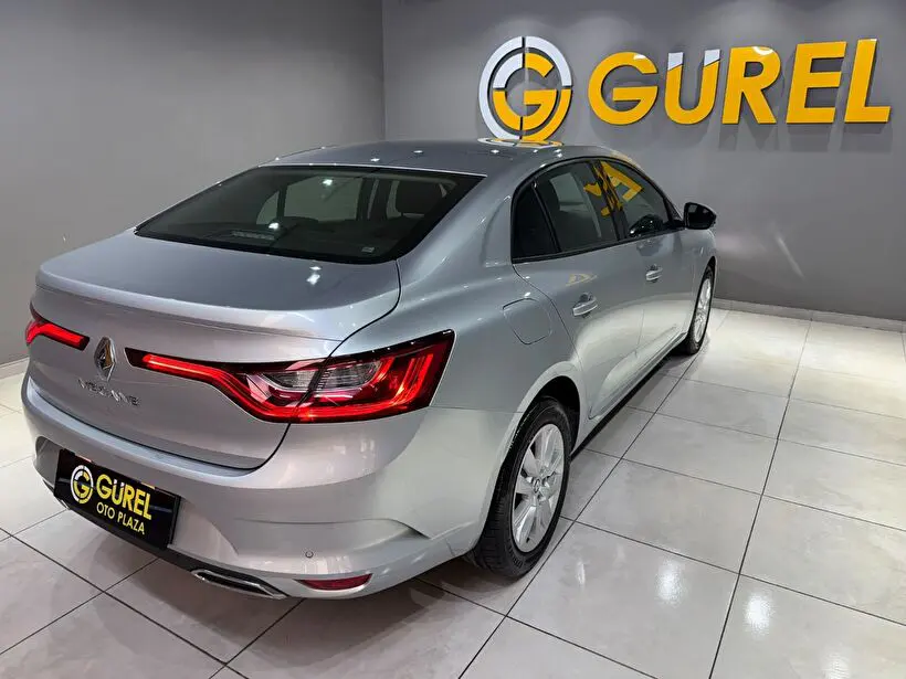 Renault Megane Sedan 1.3 TCe Touch EDC, fotoğraf 6