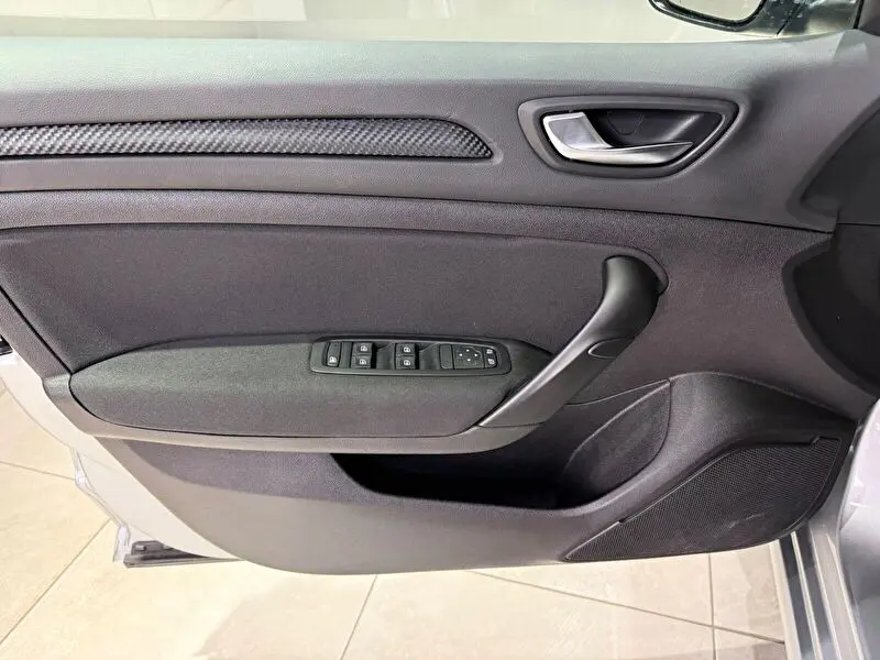 Renault Megane Sedan 1.3 TCe Touch EDC, fotoğraf 23